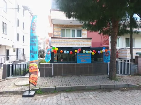 Kaptan Yılmaz'ın Döner ve Burger Evi fotoğraf 2