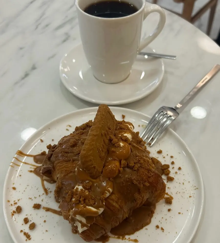 Mila Cafe & Patisserie İhsaniye Şubesi