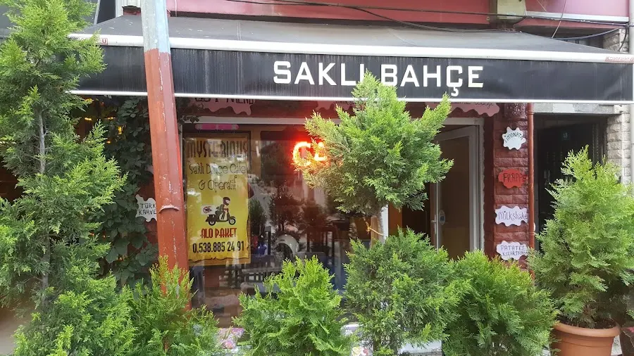 Mysterious cafe saklı bahçe