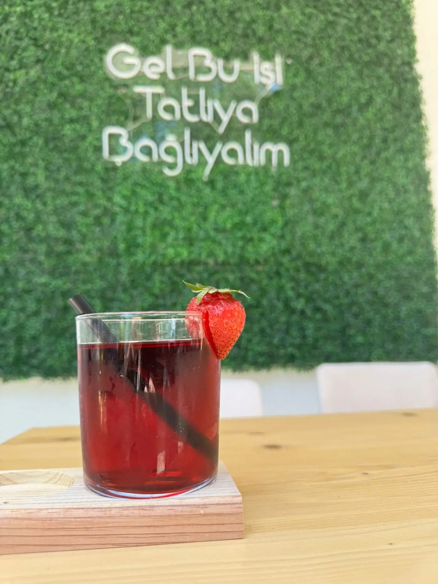 Laya Dessert & Coffee