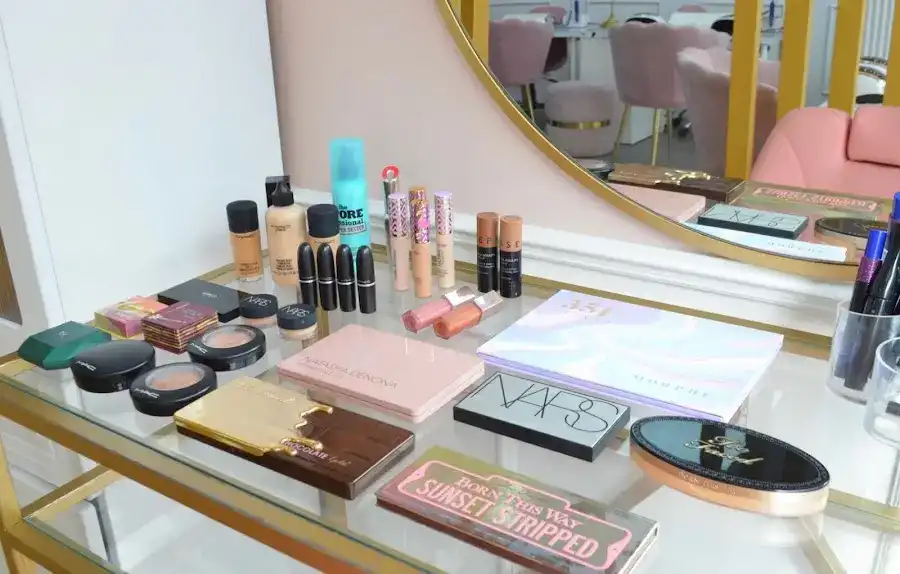 Melrose Makeup And Beauty Studio by Ceren Gezer fotoğraf 3