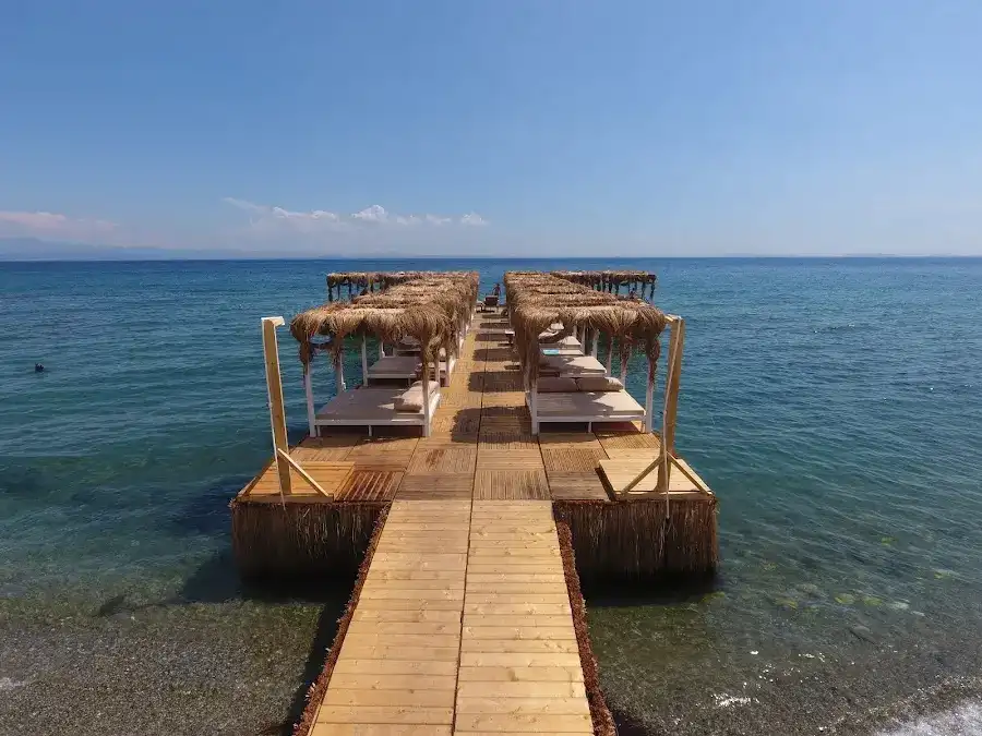 Tren Beach & Club Altınoluk