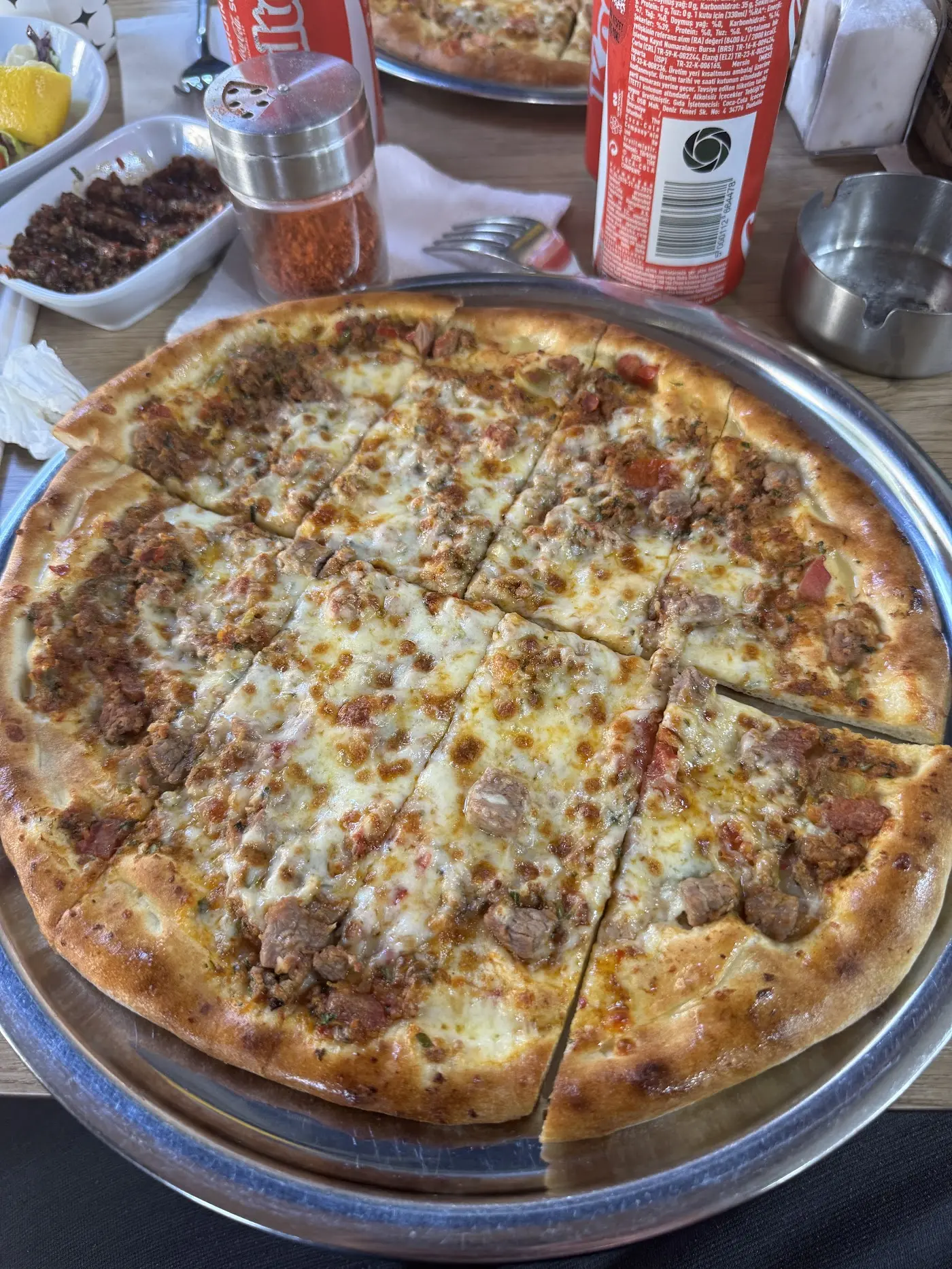 Çiçek pide ve lahmacun salonu