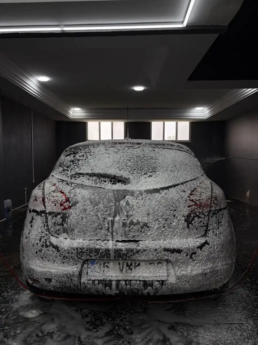 AKM Garage fotoğraf 2