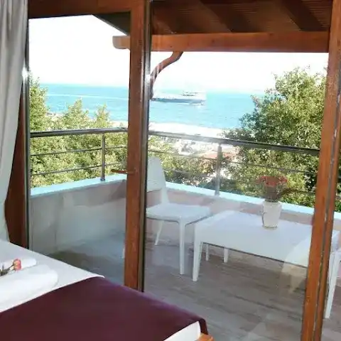Ada Palas Otel