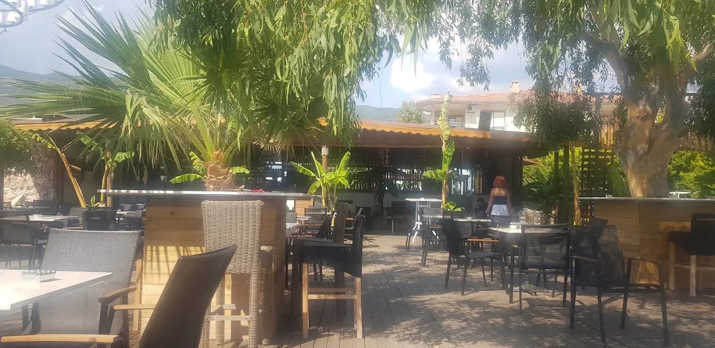 Nere? Beach Bar