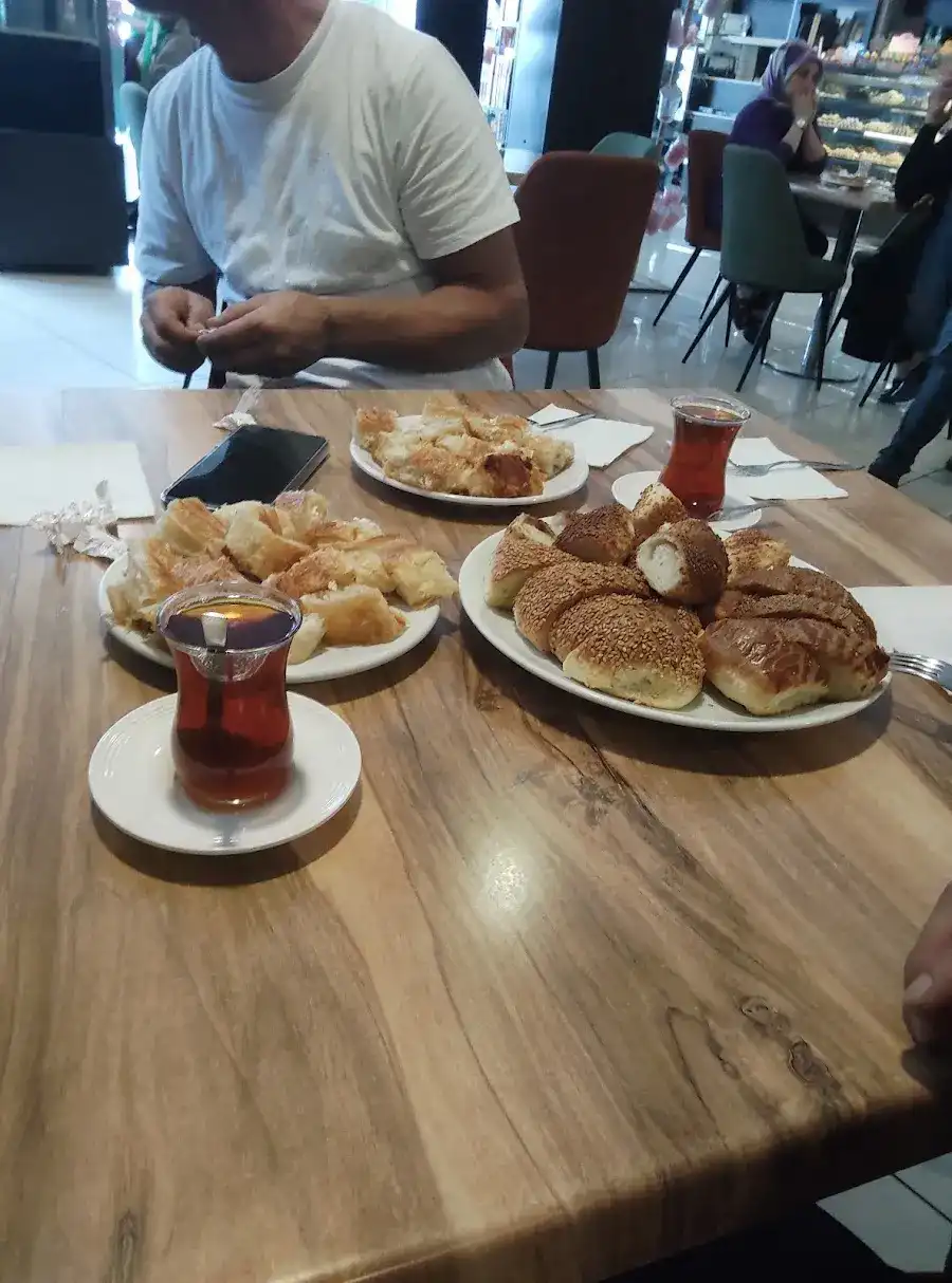 Sedef Pastanesi fotoğraf 2
