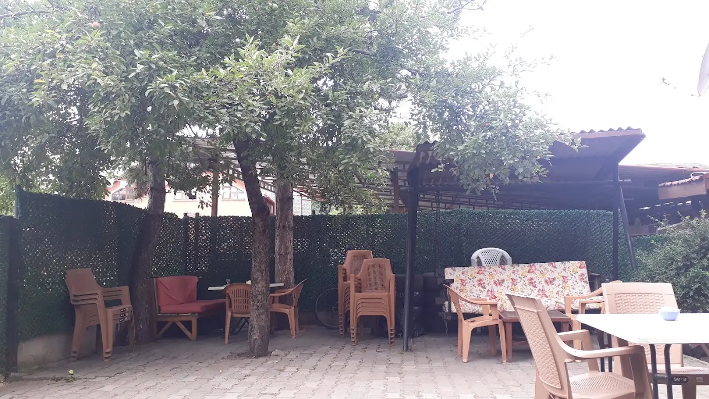 Bahçeli Cafe