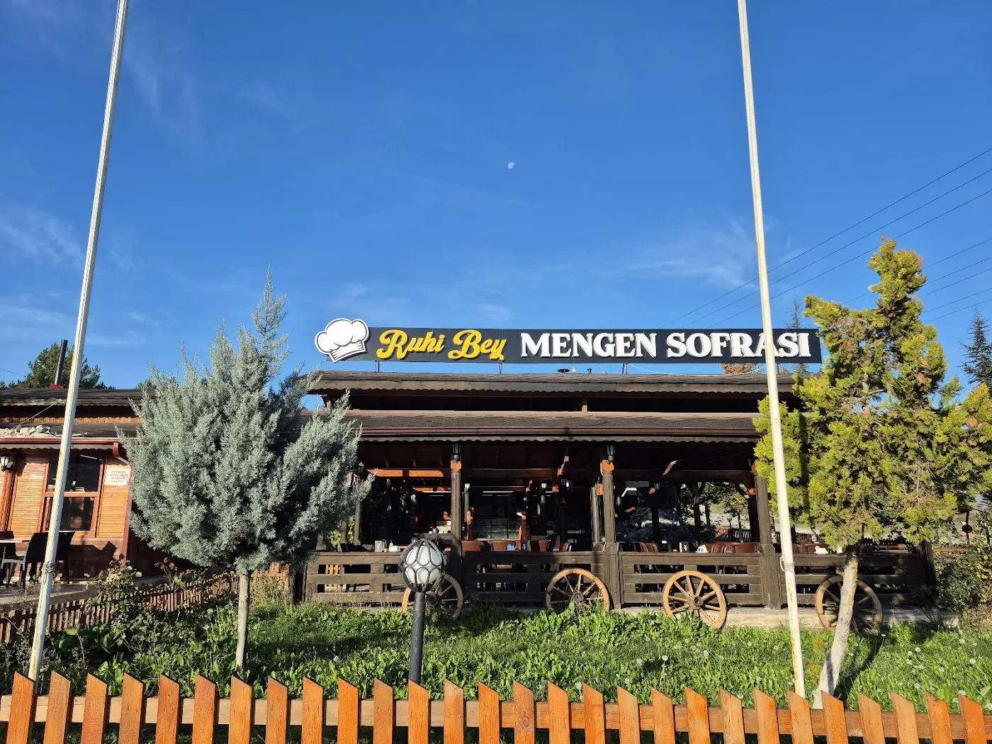 Ruhi Bey Mengen Sofrası