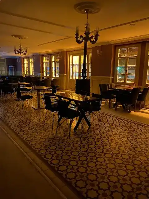CAFEİN LOUNGE