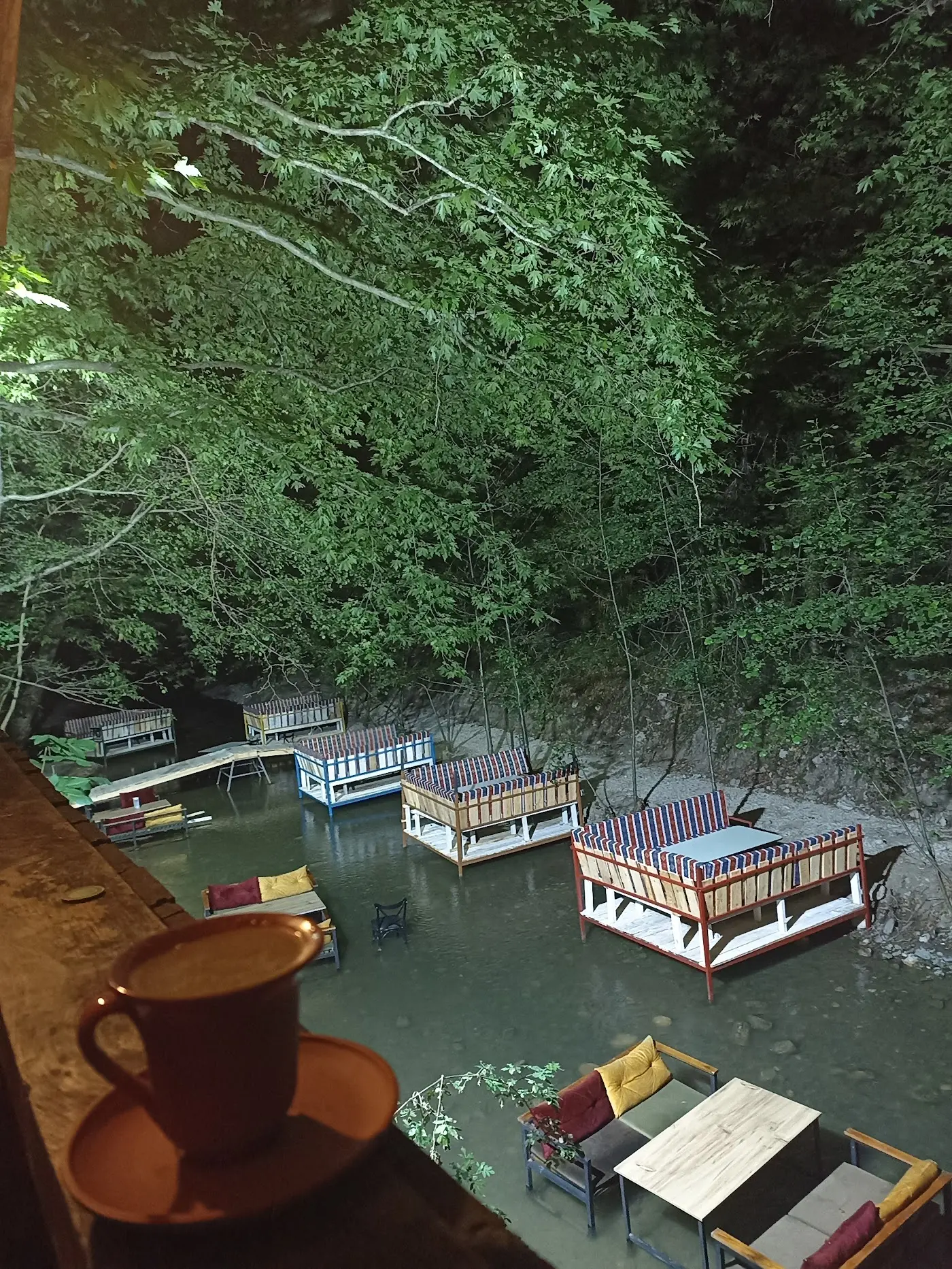 Dokurcun Dere Kenarı Restaurant