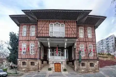 Bursa Büyükşehir Belediyesi Tarihi Belediye Binası