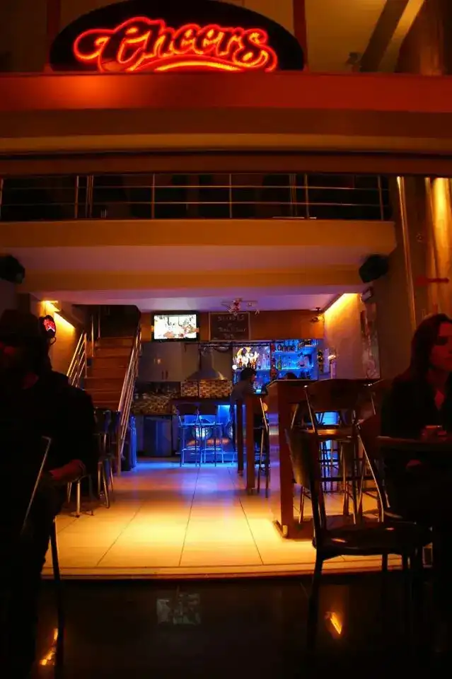 Cheers Bar