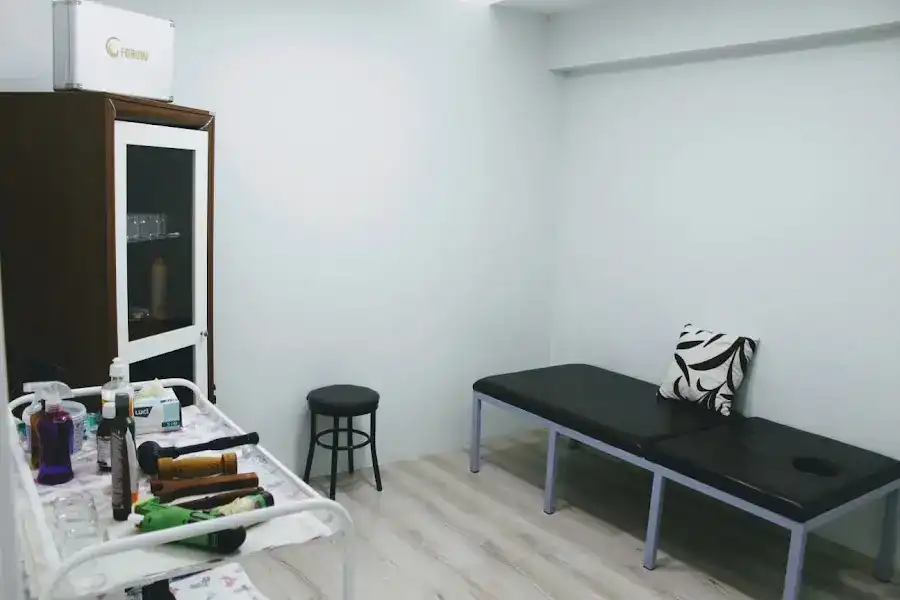 Terapi Masaj Merkezi Hacamat Tedavisi Sülük Tedavisi Fıtık Tedavisi Medikal Masaj Bioenerji Masajı Fast Tedavisi fotoğraf 3