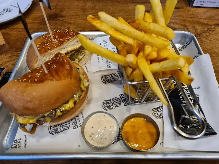 Balta Burger Balkan fotoğraf 3