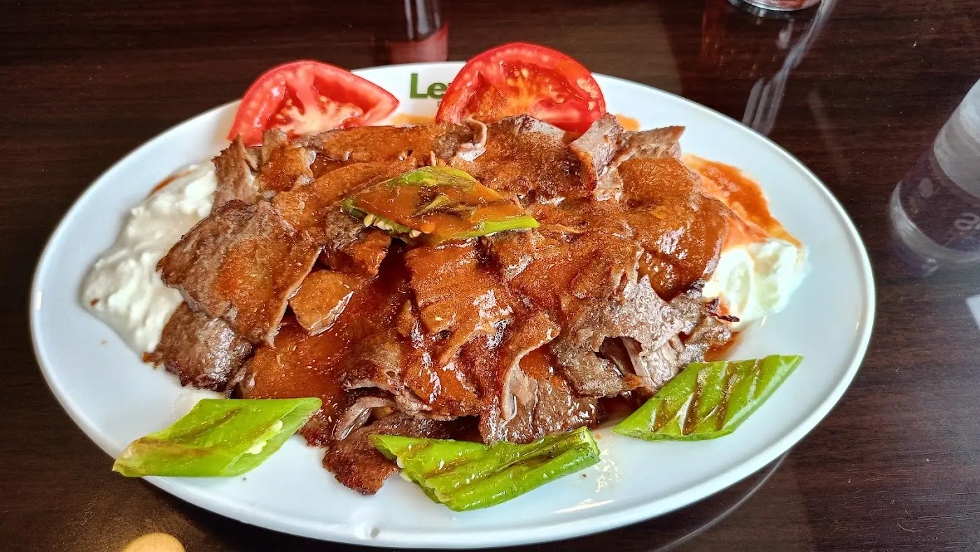 Lezzet İskender Kebap fotoğraf 2