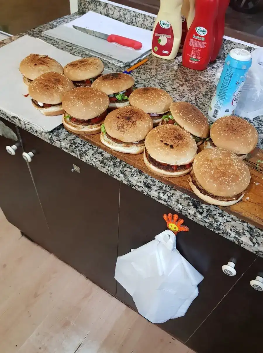 Dönence Burger fotoğraf 2