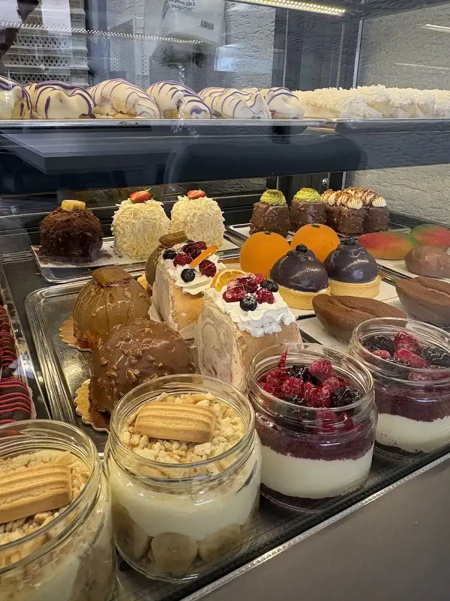 ELİDERA EKLER DESSERT KARACABEY fotoğraf 2