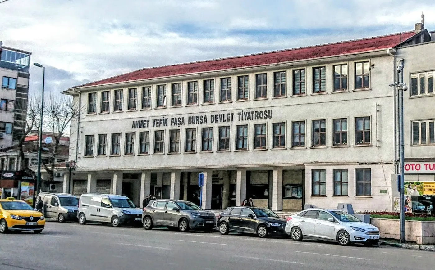 Ahmet Vefik Paşa Bursa Devlet Tiyatrosu