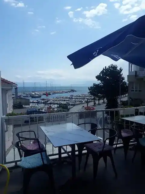 GAGA marina