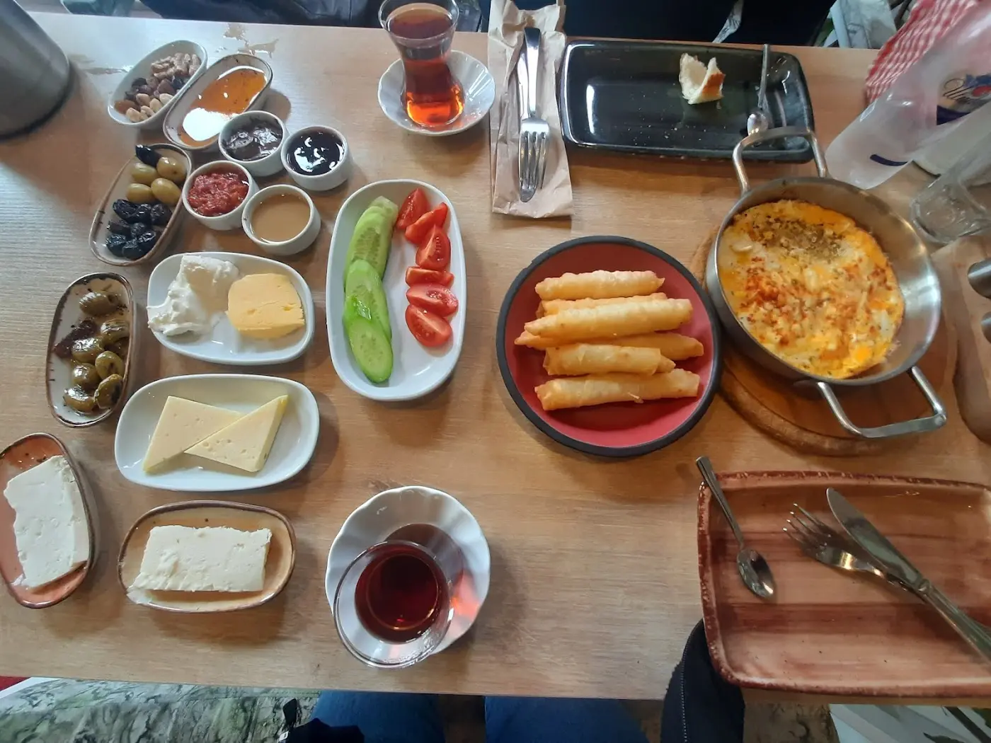Cumhuriyet Kahvaltı Kafe Özlüce fotoğraf 3