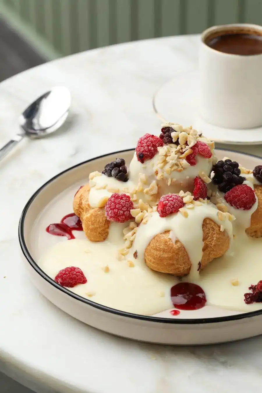 1944 Profiterol Orhangazi fotoğraf 2
