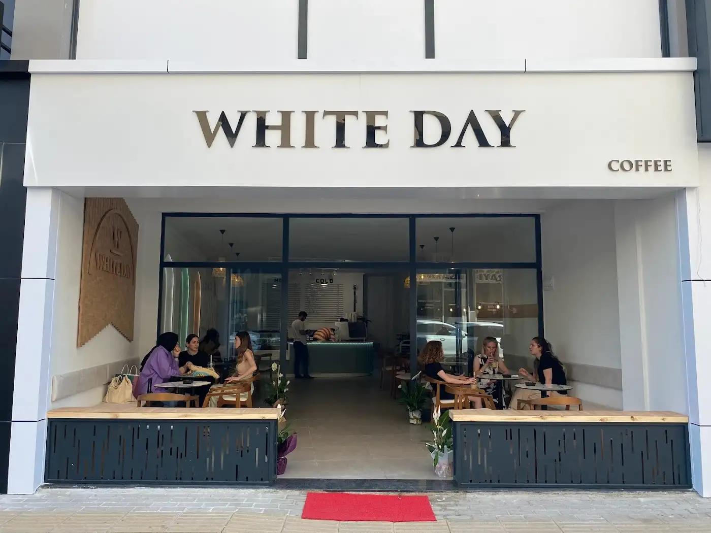 White Day Coffee
