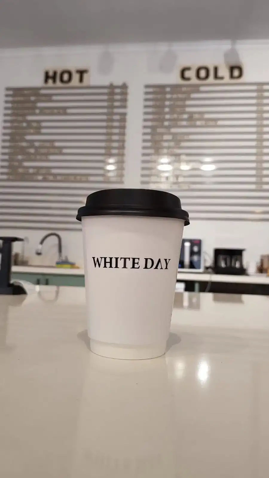 White Day Coffee fotoğraf 2