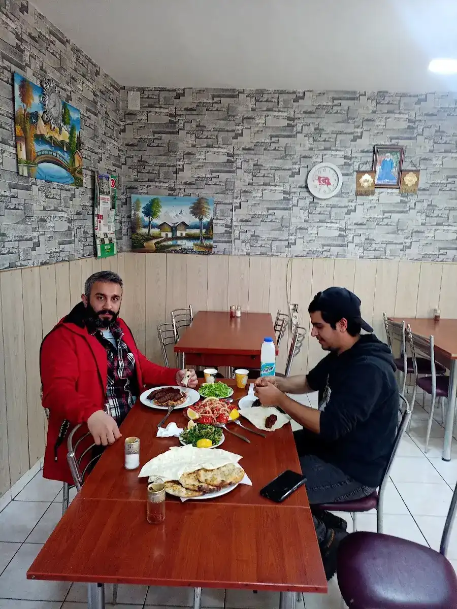Bursa Pide & Lahmacun Kebap Salonu fotoğraf 2