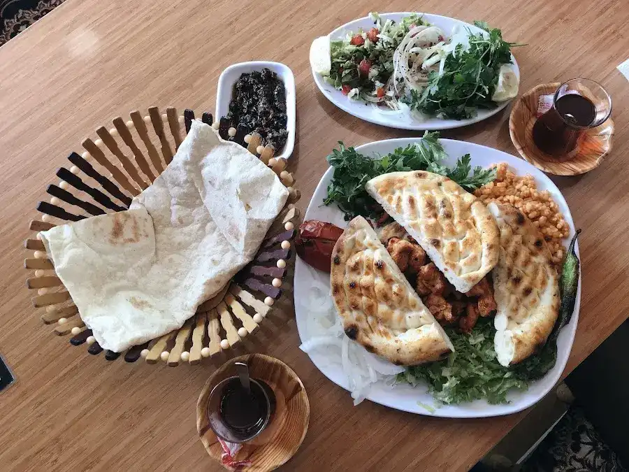 Urfalı Hacı Celal HİKMET USTA KEBAP PİDE LAHMACUN fotoğraf 2