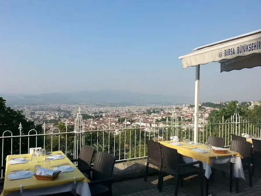 Hünkar Köşkü Sosyal Tesisleri