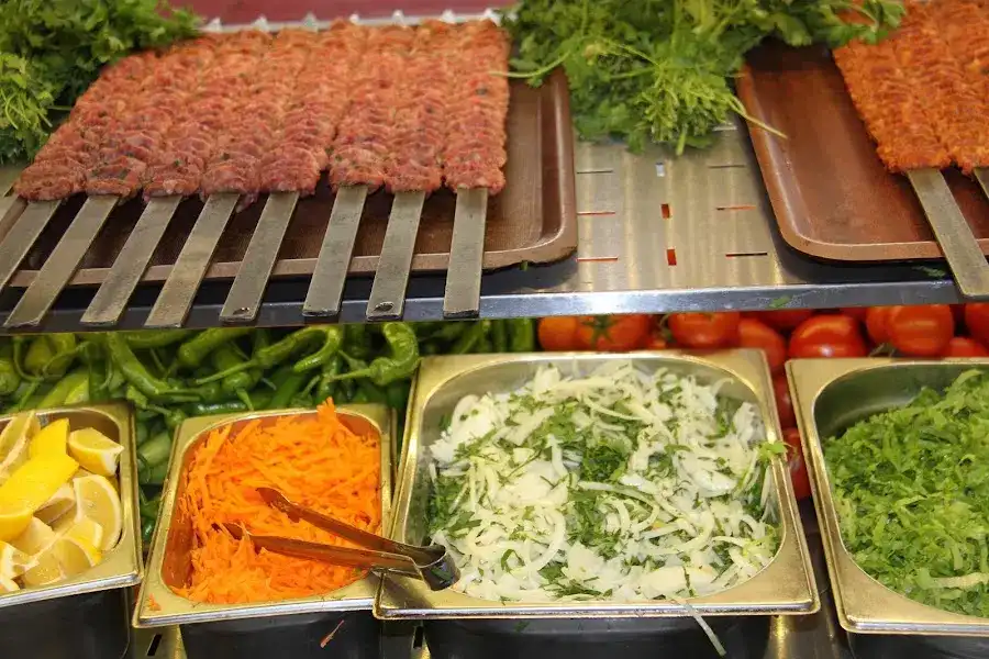 Küçükkuyu Atlas Pide Kebap Restaurant fotoğraf 2