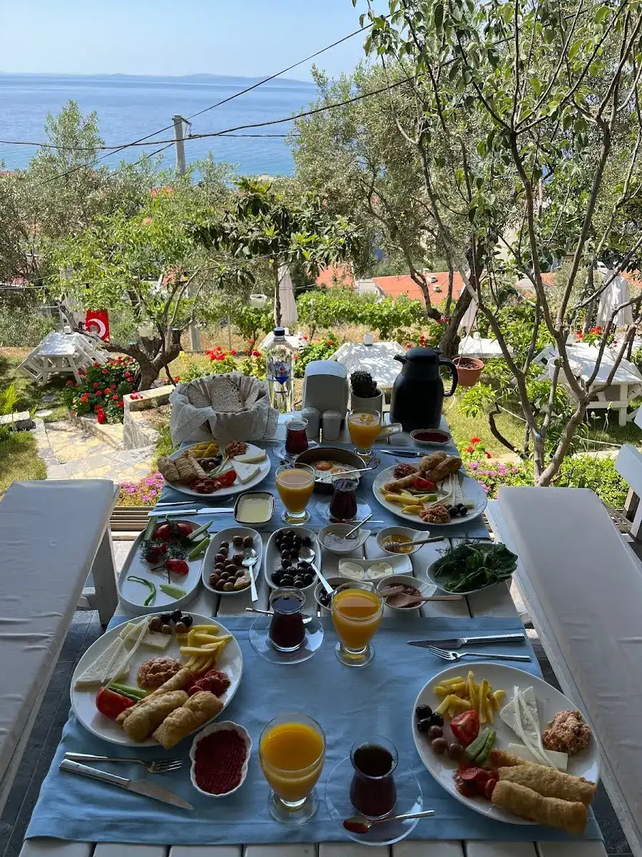 Laden Kahvaltı | Et Restaurant fotoğraf 2