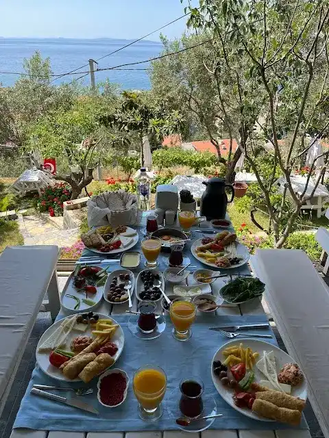 Laden Kahvaltı | Et Restaurant fotoğraf 2