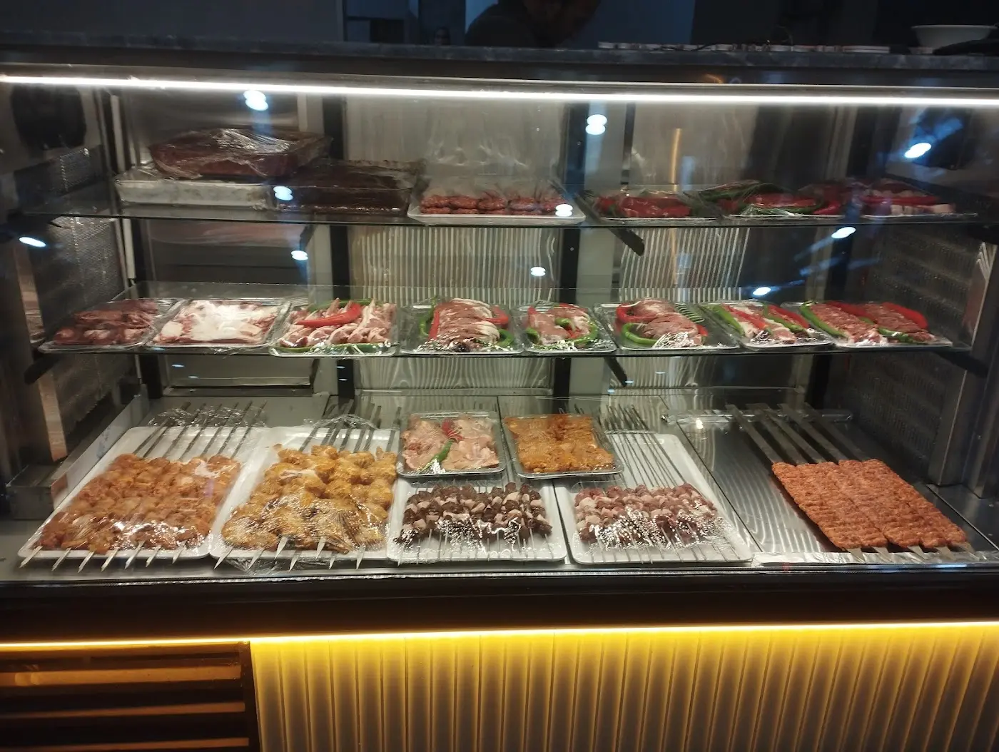 Lalezar Kebap ve Pide Salonu