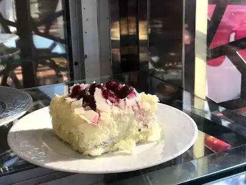 AYAZMA GARDEN