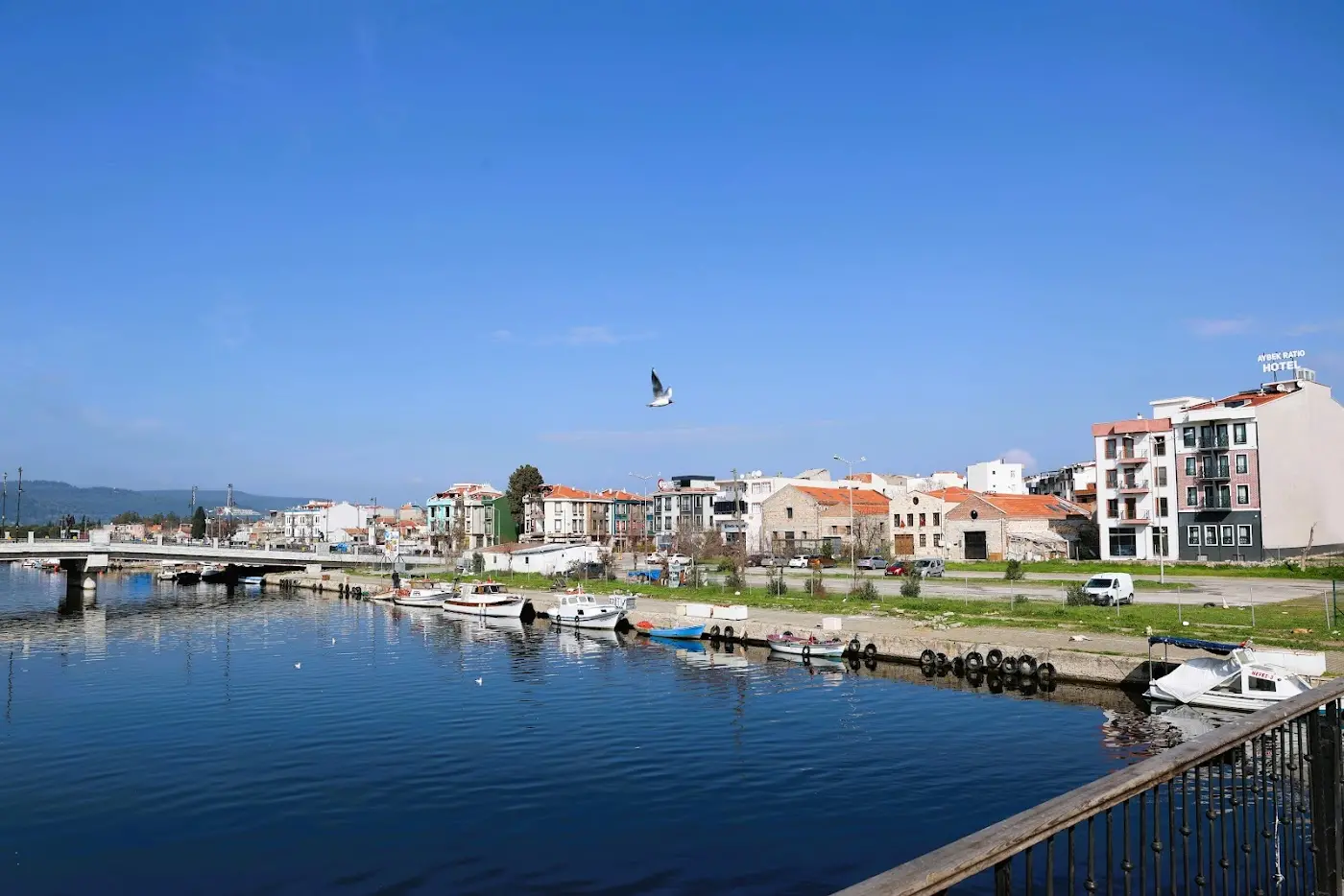 Aybek Ratio Hotel