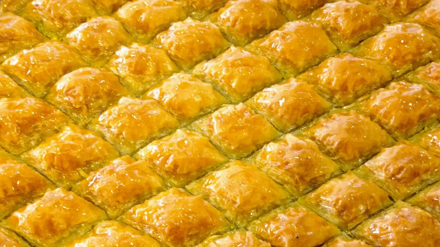 Gaziantepli Beyazoğlu Baklavaları Recep Beyaz