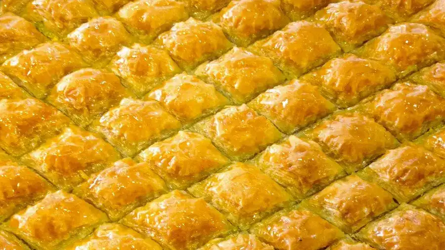 Gaziantepli Beyazoğlu Baklavaları Recep Beyaz