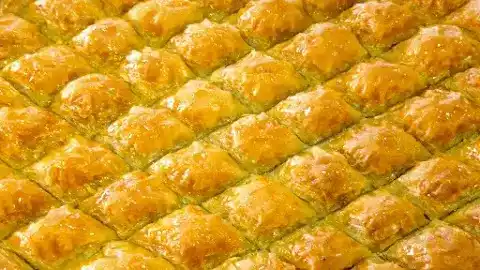 Gaziantepli Beyazoğlu Baklavaları Recep Beyaz