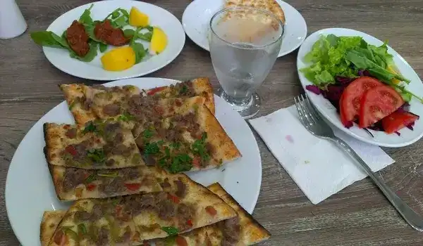 Konya Pide Taşfırın Aile Salonu fotoğraf 2