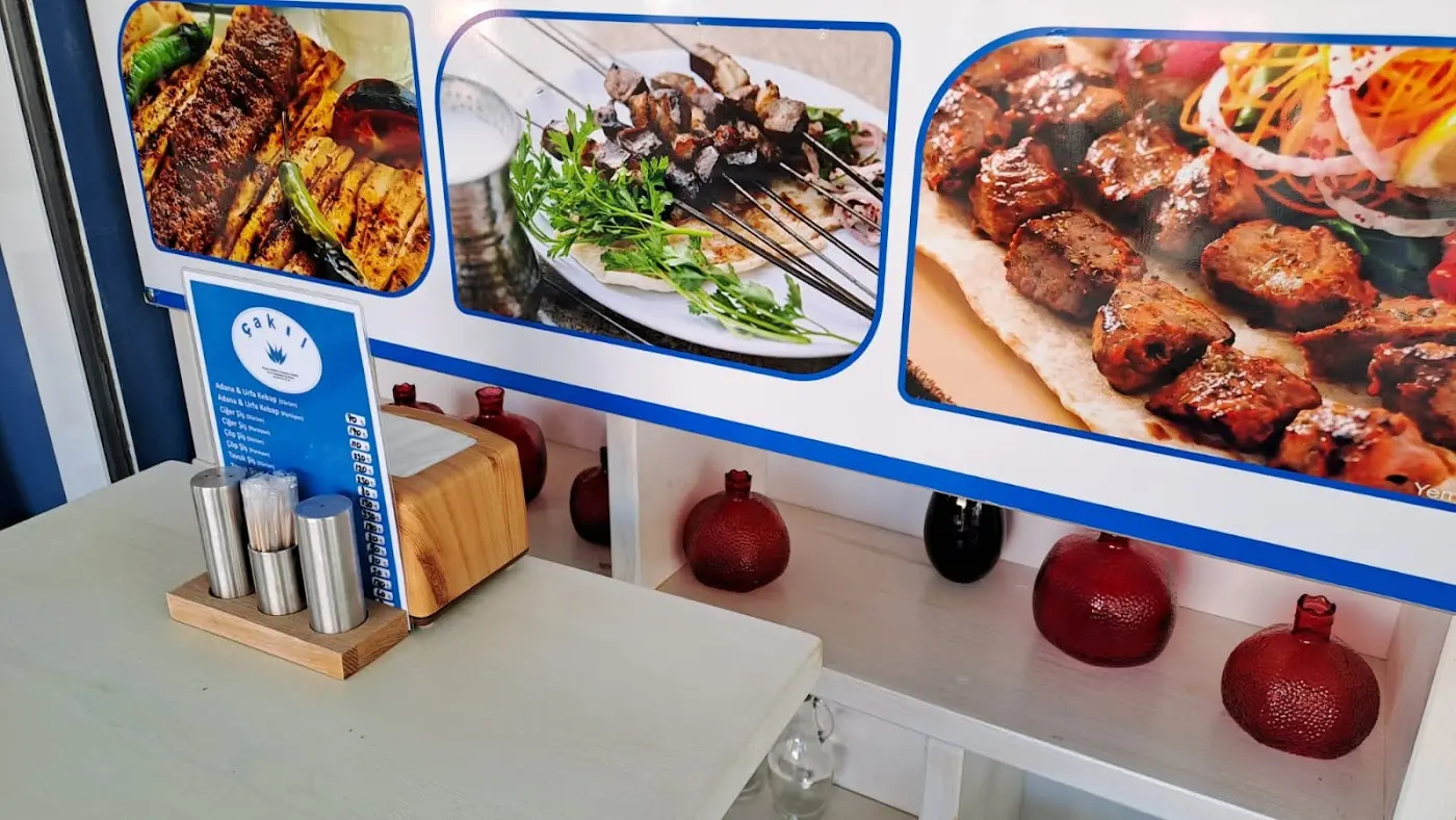Çakıl Restoran Balık Midye Tava Çiğköfte Tavuk Köfte fotoğraf 2