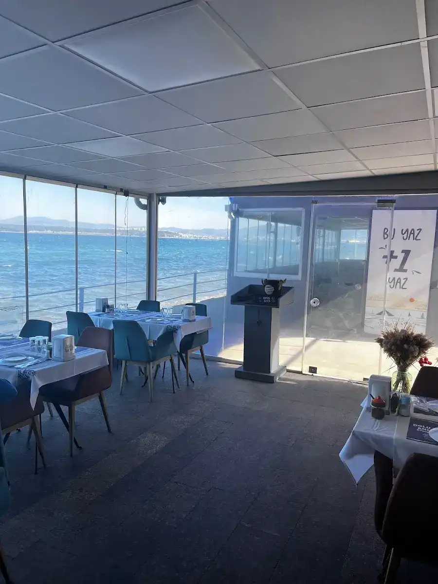 Fors Cafe Restaurant