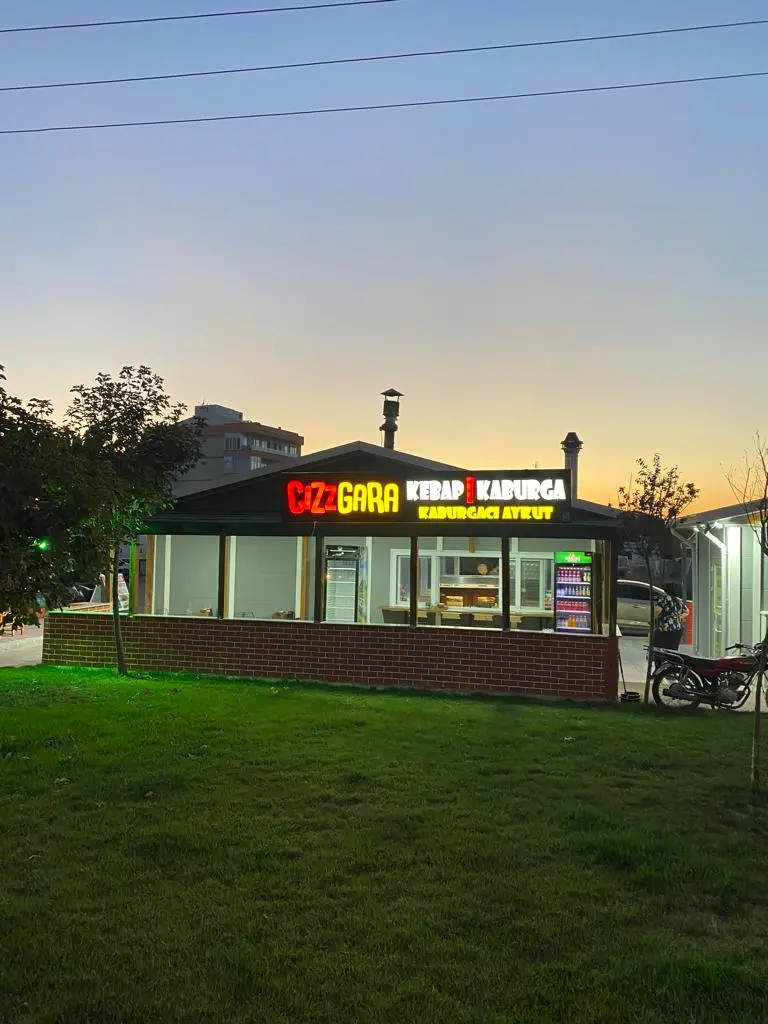 Ezine Köfteci Kebap & Kaburgacı Aykut