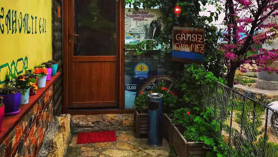 İntepe Poseidon Pansiyon