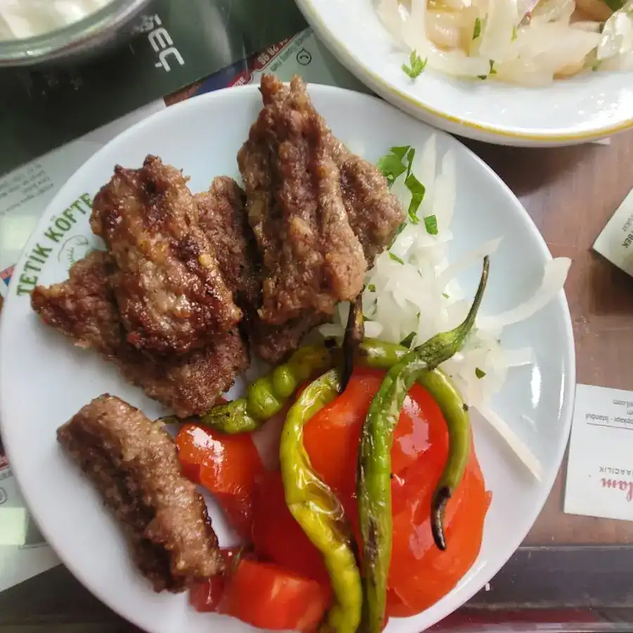Meşhur Tetik Köfte Salonu fotoğraf 3