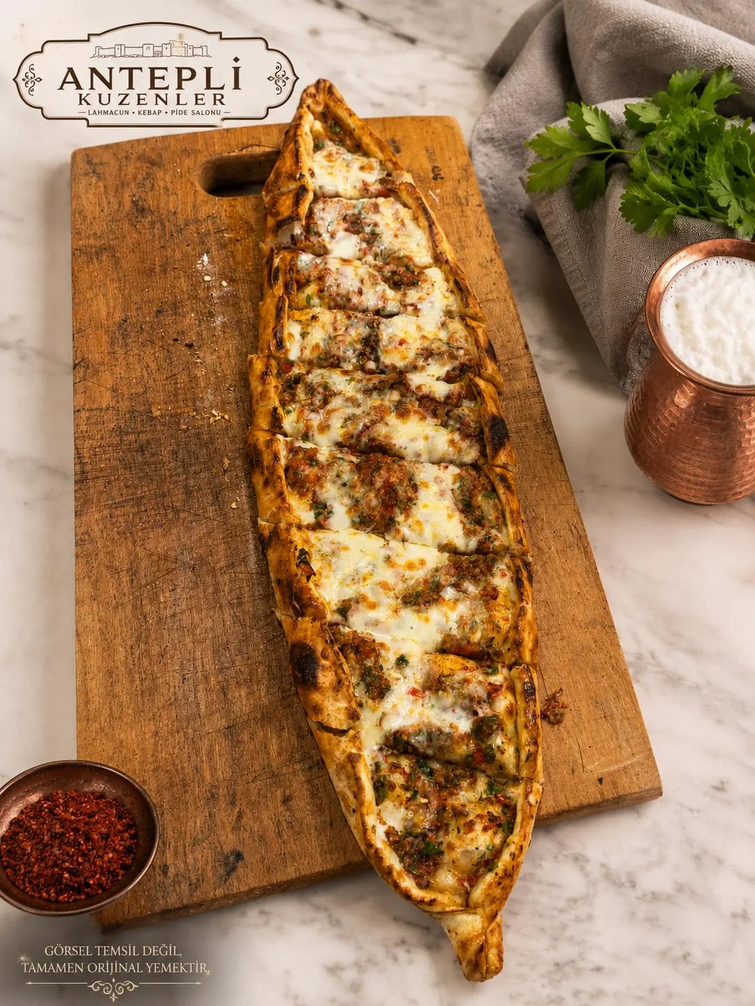 Antepli Kuzenler Lahmacun Kebap Pide Salonu fotoğraf 2