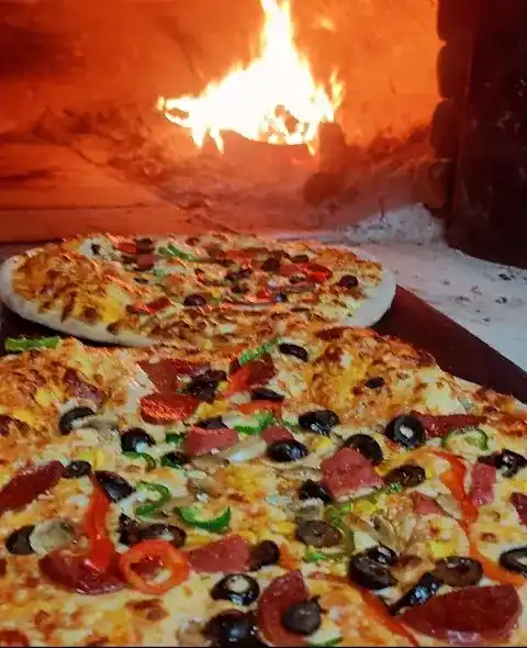 Gökçeada Taş Fırın Pizza fotoğraf 2