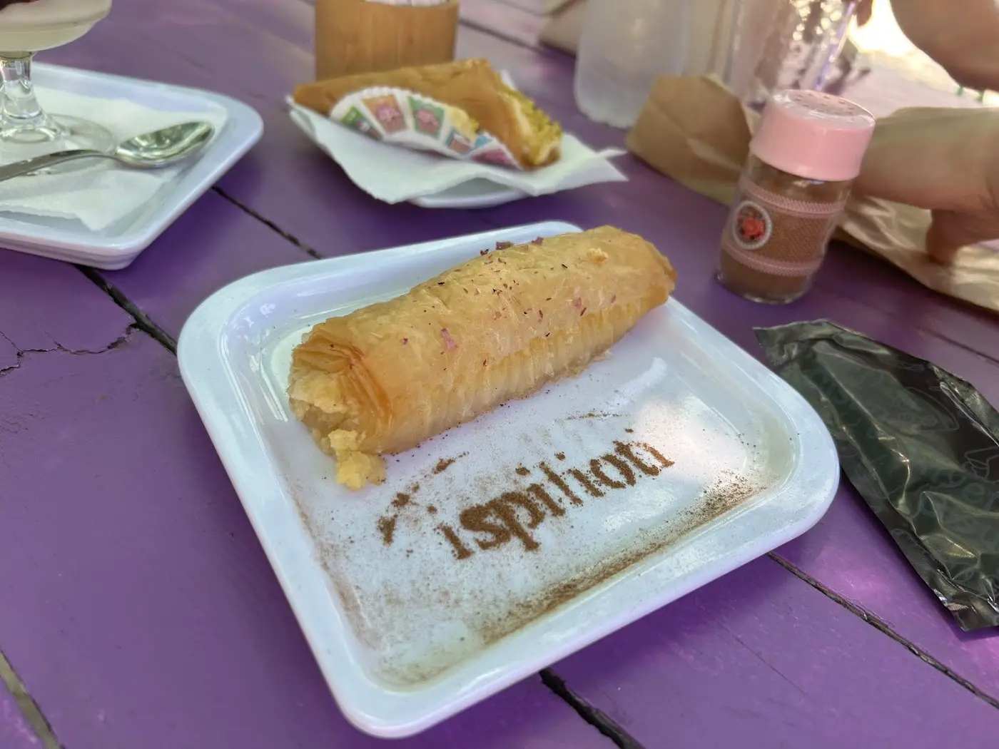 İspilioti Tatlıları & Kafe fotoğraf 2