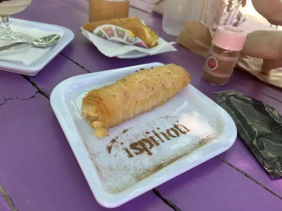 İspilioti Tatlıları & Kafe fotoğraf 2